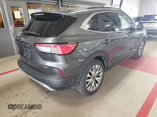 2020 Ford Escape Titanium Hybrid с VIN 1FMCU0DZ5LUC33021, выставлен на аукционе IAAI как лот 42788944 с пробегом 60 049 миль миль и . История ставок и продаж доступна на DreamBid. Изображение 7.