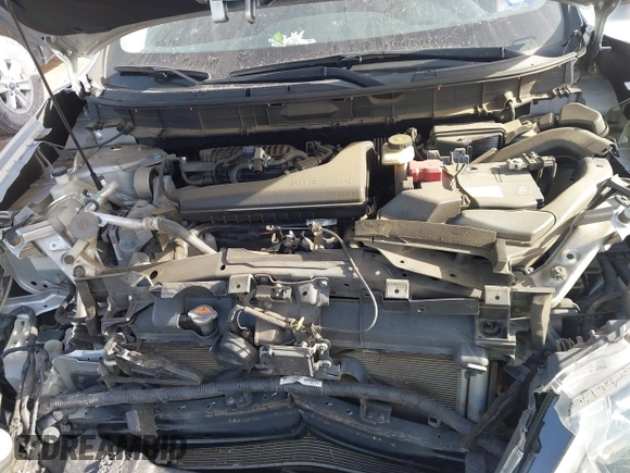2019 Nissan Rogue SV with VIN KNMAT2MT0KP527901, listed as a IAAI auction lot 42260779 with 102,975 mi miles and . Bid and sale history available at DreamBid. Image 10.