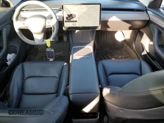 2021 Tesla Model 3 Standard Range Plus with VIN 5YJ3E1EA5MF082272, listed as a Copart auction lot 88724475 with 22,613 mi miles and Salvage Title. Bid and sale history available at carsss.com. Image 8.