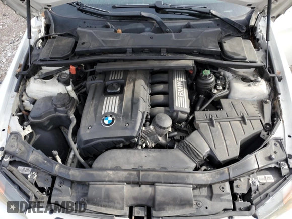 2007 BMW 3 Series 328i with VIN WBAVA33537PG49627, listed as a Copart auction lot 43029665 with 131,062 mi miles and Salvage Title. Bid and sale history available at carsss.com. Image 13.