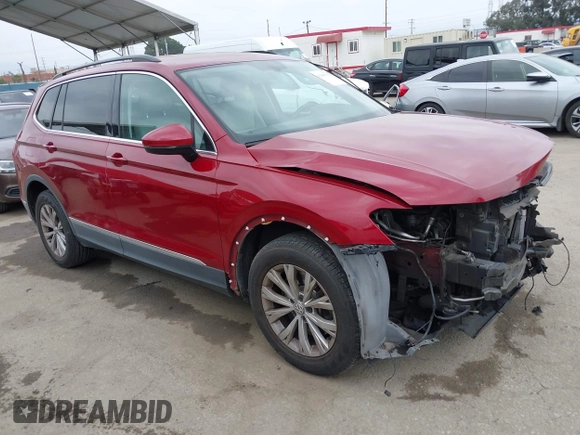 2018 Volkswagen Tiguan SEL with VIN 3VV3B7AX9JM031453, listed as a IAAI auction lot 42084781 with 82,931 mi miles and . Bid and sale history available at DreamBid. Image 1.