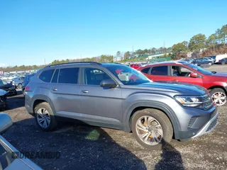 2021 Volkswagen Atlas SE с VIN 1V2WR2CA6MC553626, выставлен на аукционе IAAI как лот 41188219 с пробегом 83 000 миль миль и . История ставок и продаж доступна на DreamBid. Изображение 13.