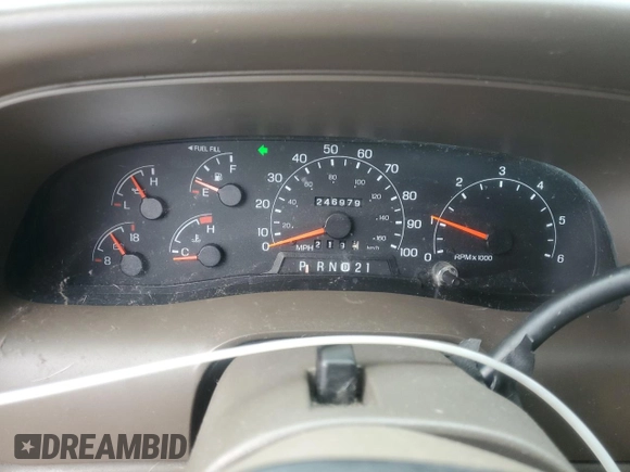 2001 Ford Excursion Limited с VIN 1FMNU42S31EA08657, выставлен на аукционе Copart как лот 50562055 с пробегом 246 979 миль миль и Чистый • Clean title. История ставок и продаж доступна на DreamBid. Изображение 9.