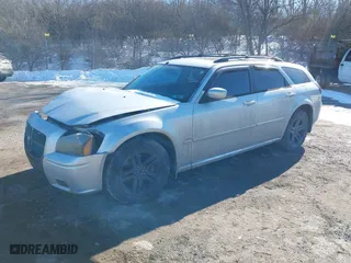 2005 Dodge Magnum RT with VIN 2D8GV58275H118005, listed as a IAAI auction lot 41407758 with 139,684 mi miles. Bid and sale history available at carsss.com. Image 18.