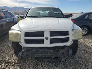 2006 Dodge Dakota SLT with VIN 1D7HW48N96S679598, listed as a Copart auction lot 72575694 with 190,371 mi miles and Clean Title. Bid and sale history available at carsss.com. Image 5.