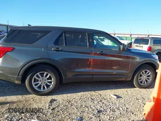 2020 Ford Explorer with VIN 1FMSK8BH4LGB30956, listed as a IAAI auction lot 41360316 with 74,609 mi miles. Bid and sale history available at carsss.com. Image 13.