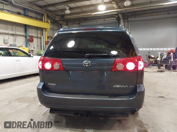 2010 Toyota Sienna XLE with VIN 5TDYK4CC2AS309994, listed as a IAAI auction lot 41487495 with 0 mi miles. Bid and sale history available at carsss.com. Image 16.