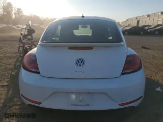 2019 Volkswagen Beetle S with VIN 3VWFD7AT1KM700364, listed as a Copart auction lot 77372794 with 0 mi miles and Salvage Title. Bid and sale history available at carsss.com. Image 6.