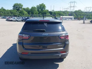 2018 Jeep Compass Sport с VIN 3C4NJCAB9JT411468, выставлен на аукционе IAAI как лот 42408617 с пробегом 86 042 миль миль и . История ставок и продаж доступна на DreamBid. Изображение 16.