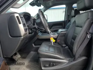2017 GMC Sierra 2500HD Denali z VIN 1GT12UEY0HF114366, wystawiony jako Copart lot #54540275 z przebiegiem 78 066 mil mil oraz Szkoda całkowita • Salvage title. Historia ofert i sprzedaży dostępna na DreamBid. Obrazek 7.