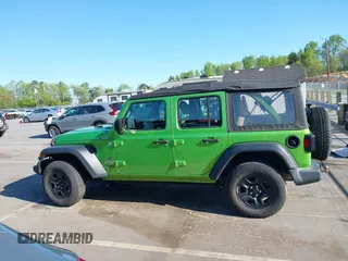 2018 Jeep Wrangler Unlimited Sport S z VIN 1C4HJXDG8JW287876, wystawiony jako IAAI lot #41990385 z przebiegiem 43 420 mil mil oraz . Historia ofert i sprzedaży dostępna na DreamBid. Obrazek 14.