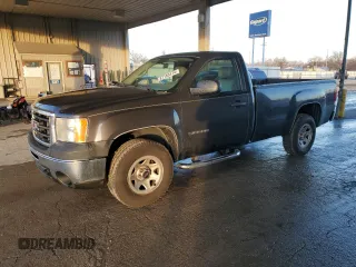 2011 GMC Sierra 1500 Work Truck z VIN 1GTN1TEA2BZ151765, wystawiony jako Copart lot #87183474 z przebiegiem 141 811 mil mil oraz Szkody całkowita. Historia ofert i sprzedaży dostępna na DreamBid. Obrazek 1.