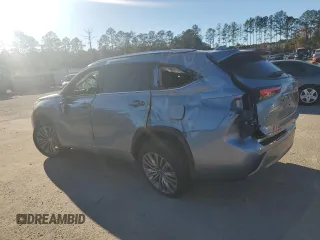2021 Toyota Highlander Platinum with VIN 5TDFZRBH0MS072987, listed as a Copart auction lot 81722484 with 91,850 mi miles and Salvage title. Bid and sale history available at DreamBid. Image 2.