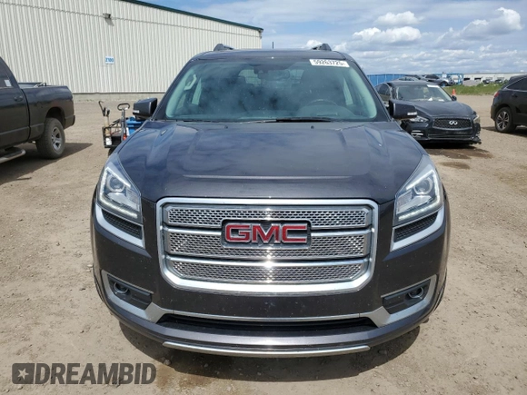 2015 GMC Acadia Denali z VIN 1GKKVTKD4FJ326306, wystawiony jako Copart lot #59263725 z przebiegiem 134 839 mil mil oraz Szkoda całkowita • Salvage title. Historia ofert i sprzedaży dostępna na DreamBid. Obrazek 5.