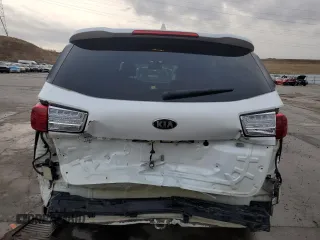 2015 Kia Sedona SX with VIN KNDMC5C19F6032915, listed as a Copart auction lot 82626784 with 135,594 mi miles and Salvage Title. Bid and sale history available at carsss.com. Image 6.