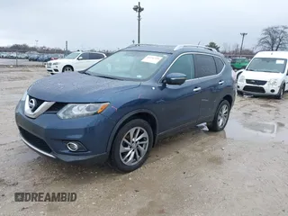 2015 Nissan Rogue SV with VIN 5N1AT2MV2FC792815, listed as a IAAI auction lot 41726739 with 206,296 mi miles. Bid and sale history available at carsss.com. Image 20.
