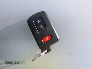 2021 Toyota Tacoma SR5 z VIN 3TMDZ5BN6MM110938, wystawiony jako IAAI lot #41838703 z przebiegiem 67 680 mil mil oraz . Historia ofert i sprzedaży dostępna na DreamBid. Obrazek 11.