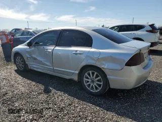 2007 Acura CSX z VIN 2HHFD56567H200950, wystawiony jako Copart lot #49300755 z przebiegiem 419 653 mil mil oraz Szkoda całkowita • Salvage title. Historia ofert i sprzedaży dostępna na DreamBid. Obrazek 2.