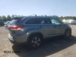 2019 Toyota Highlander LE z VIN 5TDBZRFH1KS937309, wystawiony jako Copart lot #58760425 z przebiegiem 157 659 mil mil oraz Szkoda całkowita • Salvage title. Historia ofert i sprzedaży dostępna na DreamBid. Obrazek 3.