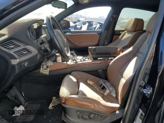 2009 BMW X6 z VIN 5UXFG43539L224989, wystawiony jako Copart lot #87712525 z przebiegiem 124 696 mil mil oraz Tytuł czysty. Historia ofert i sprzedaży dostępna na DreamBid. Obrazek 7.