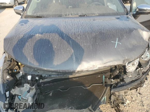 2018 Chrysler Pacifica Limited z VIN 2C4RC1GG8JR125231, wystawiony jako Copart lot #62753534 z przebiegiem Nie podano mil oraz Szkody całkowita. Historia ofert i sprzedaży dostępna na DreamBid. Obrazek 12.
