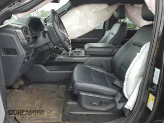 2023 Ford F-150 XL z VIN 1FTFW1E52PFC97105, wystawiony jako Copart lot #62115825 z przebiegiem 27 400 mil mil oraz Szkoda całkowita • Salvage title. Historia ofert i sprzedaży dostępna na DreamBid. Obrazek 7.