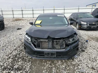 2020 Volkswagen Passat 2.0T SEL with VIN 1VWCA7A36LC021396, listed as a Copart auction lot 86782904 with 41,557 mi miles and Salvage Title. Bid and sale history available at carsss.com. Image 5.