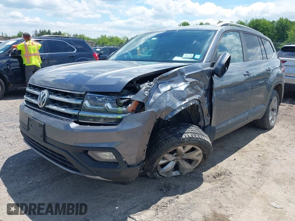 2018 Volkswagen Atlas SE с VIN 1V2CP2CA2JC593755, выставлен на аукционе IAAI как лот 42381332 с пробегом 62 664 миль миль и . История ставок и продаж доступна на DreamBid. Изображение 17.