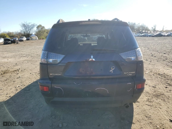 2010 Mitsubishi Outlander XLS with VIN JA4JT4AX2AZ003648, listed as a Copart auction lot 80018994 with 135,872 mi miles and Salvage Title. Bid and sale history available at carsss.com. Image 6.
