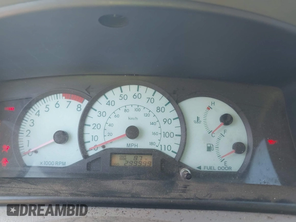 2007 Toyota Corolla CE with VIN 2T1BR32E17C722571, listed as a IAAI auction lot 42683904 with 299,999 mi miles and . Bid and sale history available at DreamBid. Image 7.