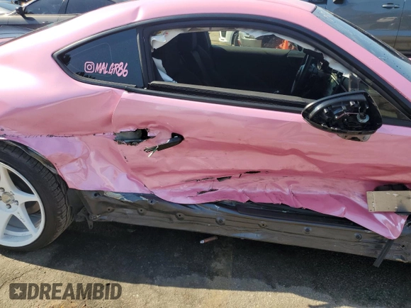 2022 Toyota 86 z VIN JF1ZNBC14N8751366, wystawiony jako Copart lot #56455295 z przebiegiem 33 138 mil mil oraz Szkoda całkowita • Salvage title. Historia ofert i sprzedaży dostępna na DreamBid. Obrazek 10.
