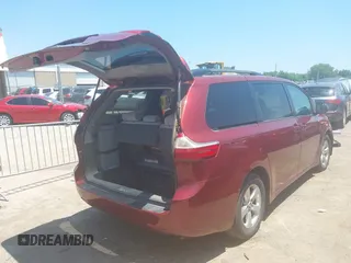 2018 Toyota Sienna LE Auto Access Seat with VIN 5TDKZ3DC9JS908806, listed as a IAAI auction lot 42457277 with 166,229 mi miles and . Bid and sale history available at DreamBid. Image 4.