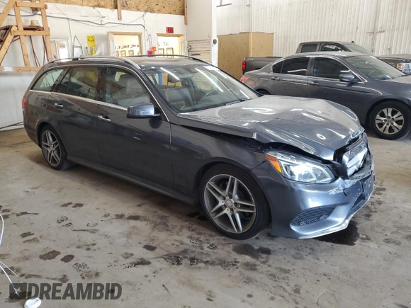 2015 Mercedes-Benz E 350 Luxury with VIN WDDHH8JB0FB134830, listed as a Copart auction lot 70855934 with 106,717 mi miles and Salvage title. Bid and sale history available at DreamBid. Image 4.