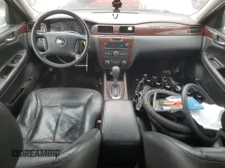 2011 Chevrolet Impala LT Fleet z VIN 2G1WG5EK5B1174708, wystawiony jako Copart lot #49614035 z przebiegiem 180 125 mil mil oraz Nie do naprawy • Non repairable. Historia ofert i sprzedaży dostępna na DreamBid. Obrazek 8.