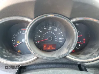 2012 Kia Sorento EX with VIN 5XYKU4A27CG299165, listed as a Copart auction lot 50640275 with 132,131 mi miles and Clean Title. Bid and sale history available at carsss.com. Image 9.