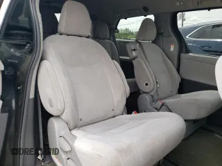 2015 Toyota Sienna LE AAS z VIN 5TDKK3DCXFS541460, wystawiony jako Copart lot #58171725 z przebiegiem 192 174 mil mil oraz Szkoda całkowita • Salvage title. Historia ofert i sprzedaży dostępna na DreamBid. Obrazek 11.