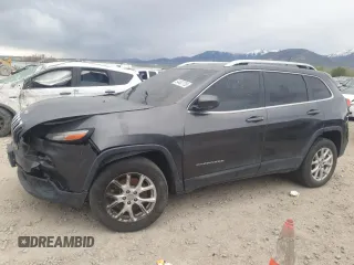 2016 Jeep Cherokee Latitude with VIN 1C4PJMCBXGW279626, listed as a Copart auction lot 54487735 with 108,294 mi miles and Clean Title. Bid and sale history available at carsss.com. Image 1.