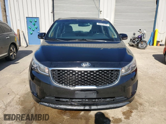 2016 Kia Sedona L with VIN KNDMA5C13G6208039, listed as a Copart auction lot 42313175 with 225,992 mi miles and Clean Title. Bid and sale history available at carsss.com. Image 5.