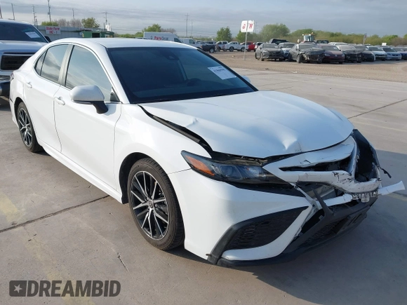 2022 Toyota Camry SE with VIN 4T1G11AK7NU640669, listed as a IAAI auction lot 41860599 with 111,515 mi miles and . Bid and sale history available at DreamBid. Image 1.