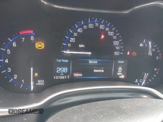 2013 Cadillac SRX z VIN 3GYFNAE38DS568509, wystawiony jako IAAI lot #41199017 z przebiegiem 137 267 mil mil oraz . Historia ofert i sprzedaży dostępna na DreamBid. Obrazek 7.