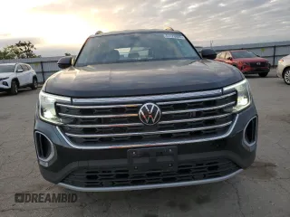 2025 Volkswagen Atlas SE with VIN 1V2DR2CA8SC523693, listed as a Copart auction lot 51173005 with 3,988 mi miles and Salvage title. Bid and sale history available at DreamBid. Image 5.
