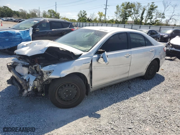 2011 Toyota Camry Hybrid with VIN 4T1BB3EK1BU140435, listed as a Copart auction lot 50717105 with 118,205 mi miles and Salvage Title. Bid and sale history available at carsss.com. Image 1.