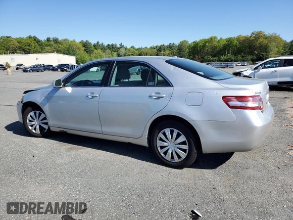 2010 Toyota Camry z VIN 4T1BF3EK8AU042859, wystawiony jako Copart lot #56377355 z przebiegiem 71 660 mil mil oraz Szkoda całkowita • Salvage title. Historia ofert i sprzedaży dostępna na DreamBid. Obrazek 2.