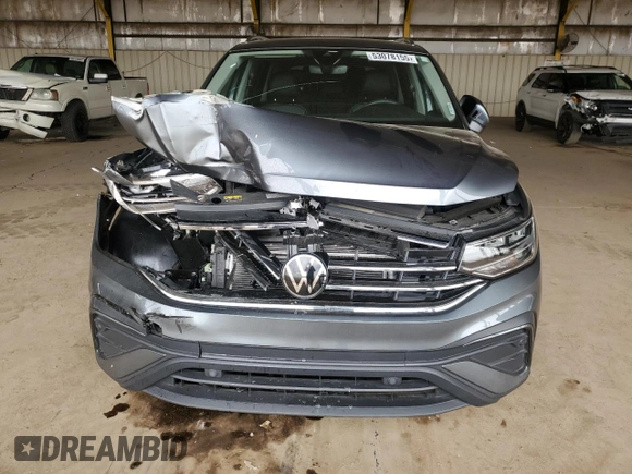 2024 Volkswagen Tiguan SE with VIN 3VVNB7AX3RM114137, listed as a Copart auction lot 53078155 with 11,848 mi miles and Salvage Title. Bid and sale history available at DreamBid. Image 5.