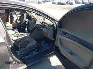 2015 Hyundai Sonata SE z VIN 5NPE24AF2FH242620, wystawiony jako IAAI lot #37029656 z przebiegiem 102 945 mil mil oraz . Historia ofert i sprzedaży dostępna na DreamBid. Obrazek 5.