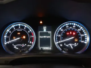 2016 Toyota Highlander XLE z VIN 5TDJKRFH8GS326488, wystawiony jako IAAI lot #42254990 z przebiegiem 120 382 mil mil oraz . Historia ofert i sprzedaży dostępna na DreamBid. Obrazek 7.