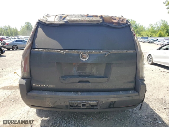2015 Cadillac Escalade Luxury with VIN 1GYS4BKJ8FR229040, listed as a Copart auction lot 58475784 with 0 mi miles and Salvage Title. Bid and sale history available at carsss.com. Image 6.