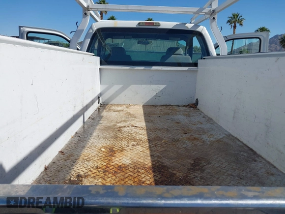2015 Ford F-250 XL with VIN 1FDBF2A64FEB00678, listed as a IAAI auction lot 42239611 with 108,040 mi miles and . Bid and sale history available at DreamBid. Image 17.