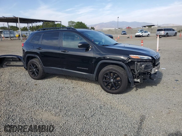 2017 Jeep Cherokee Sport z VIN 1C4PJMAB5HW583337, wystawiony jako Copart lot #58088685 z przebiegiem 130 494 mil mil oraz Szkoda całkowita • Salvage title. Historia ofert i sprzedaży dostępna na DreamBid. Obrazek 4.