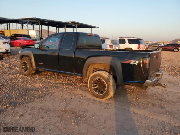 2005 Chevrolet Colorado LS Z71 with VIN 1GCDT196658182639, listed as a Copart auction lot 43548385 with 183,129 mi miles and Salvage Title. Bid and sale history available at carsss.com. Image 2.